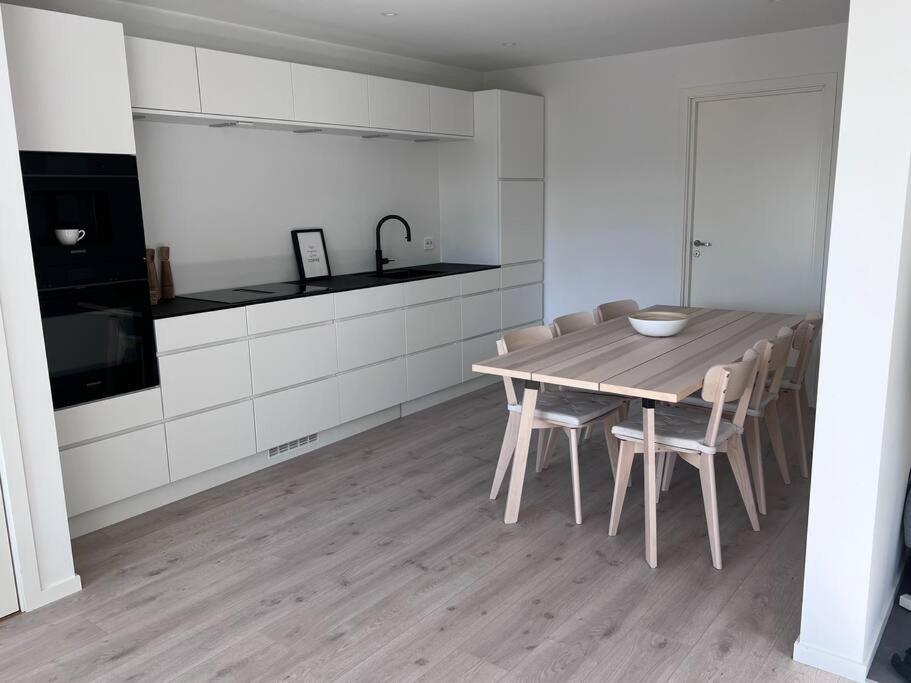 Top Floor Apartment Arossanden 5 A Kristiansand Eksteriør billede